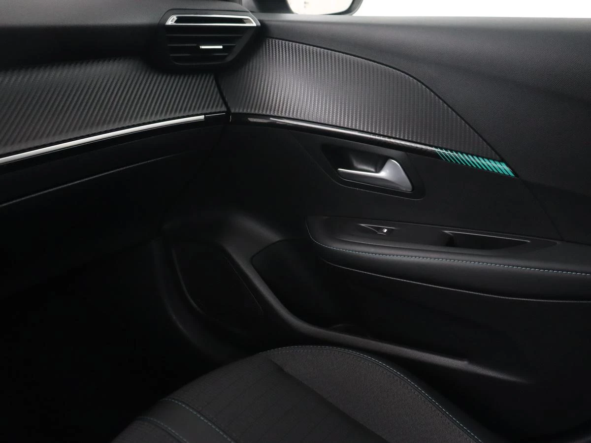 Hoofdafbeelding Peugeot e-208