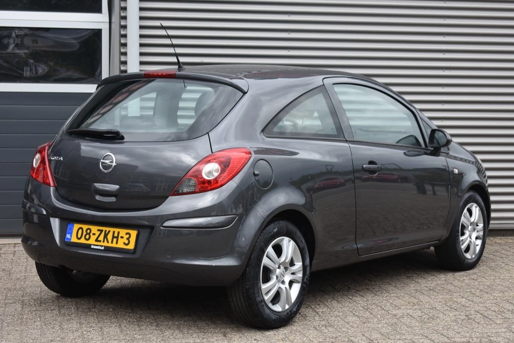 Hoofdafbeelding Opel Corsa