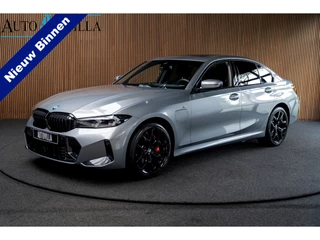 BMW 3 Serie 330e xDrive M-pakket Pano HUD Leer 360 Harman K. Navi ACC PDC Virtual LM velgen Climate voor en achter