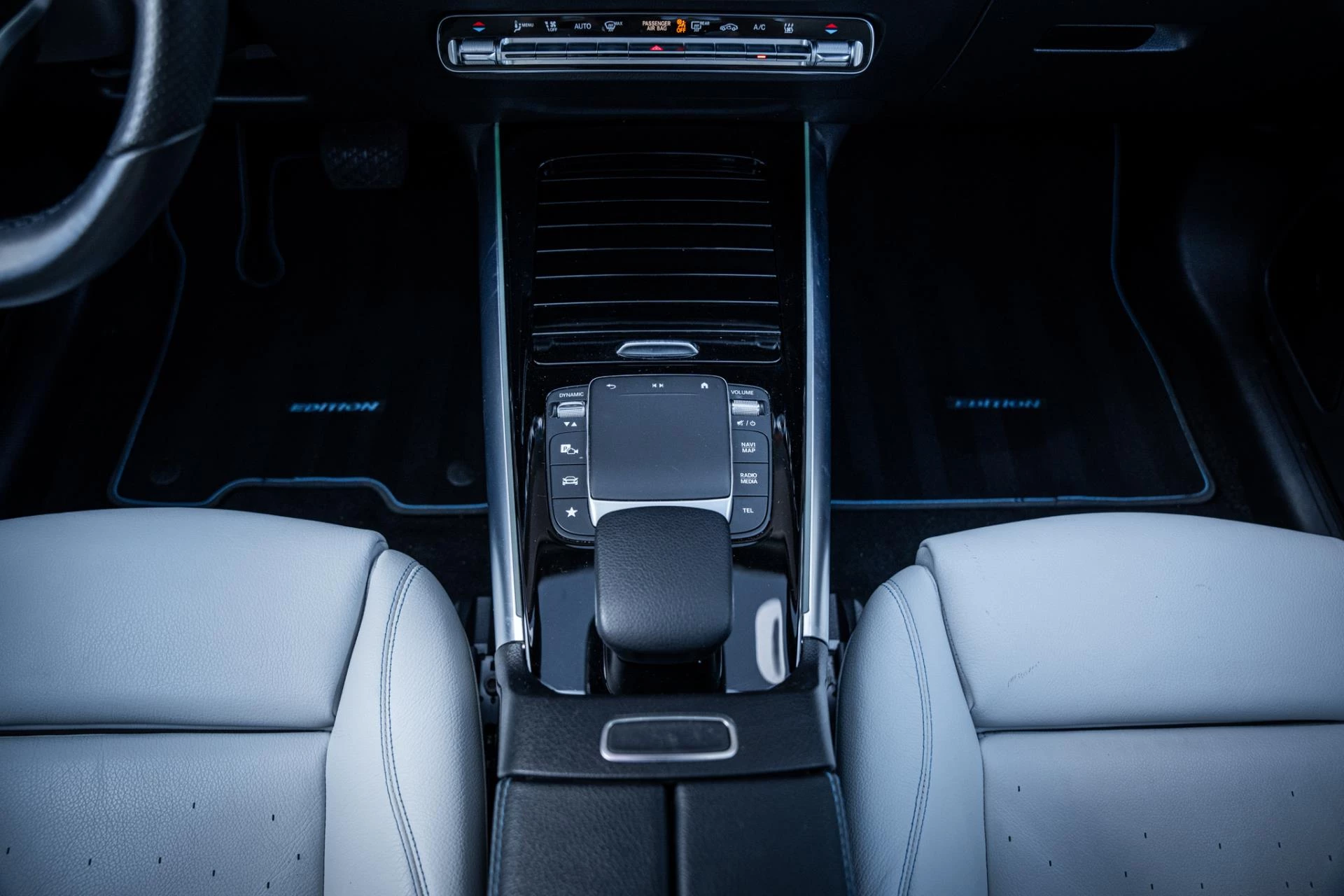 Hoofdafbeelding Mercedes-Benz EQA