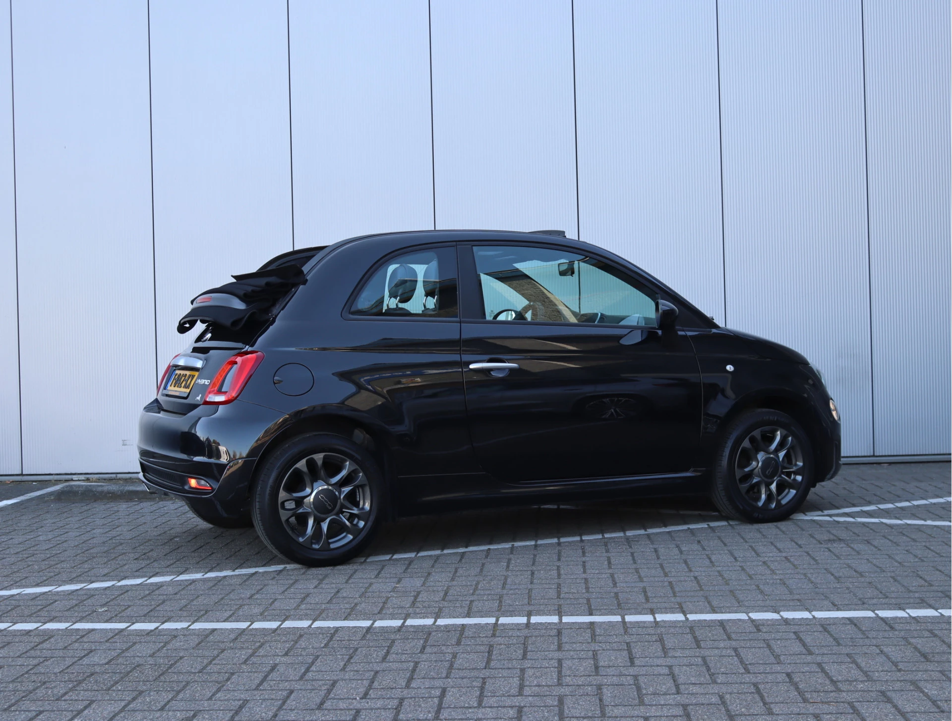 Hoofdafbeelding Fiat 500C