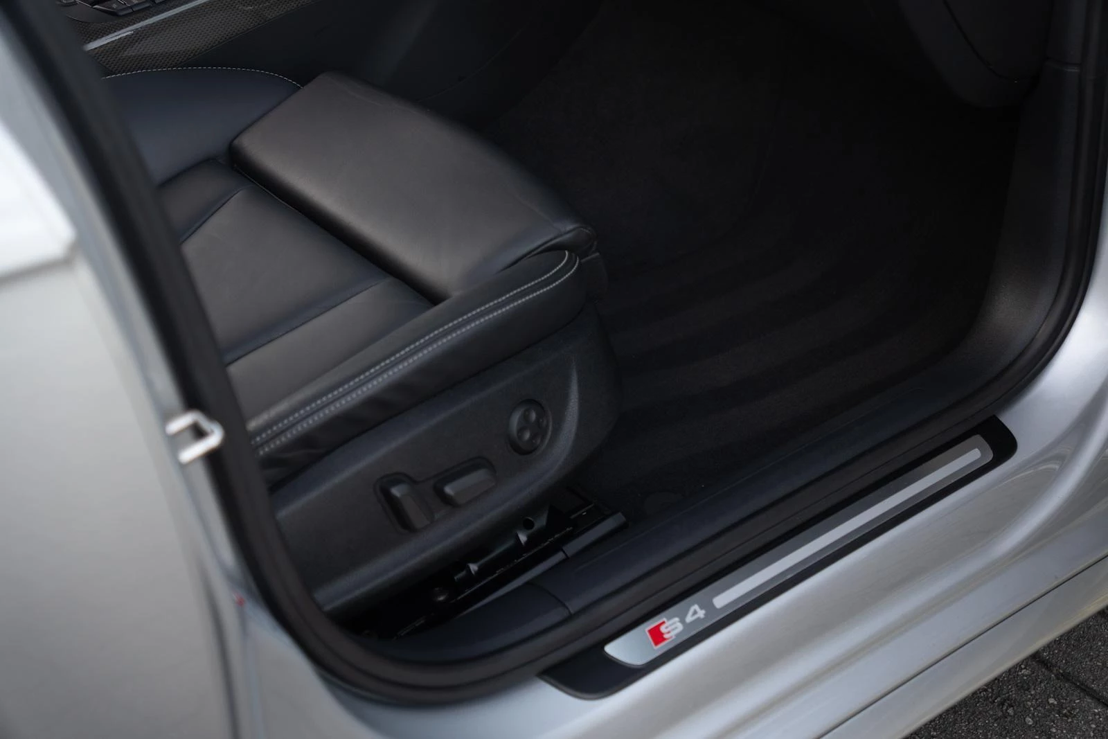 Hoofdafbeelding Audi S4