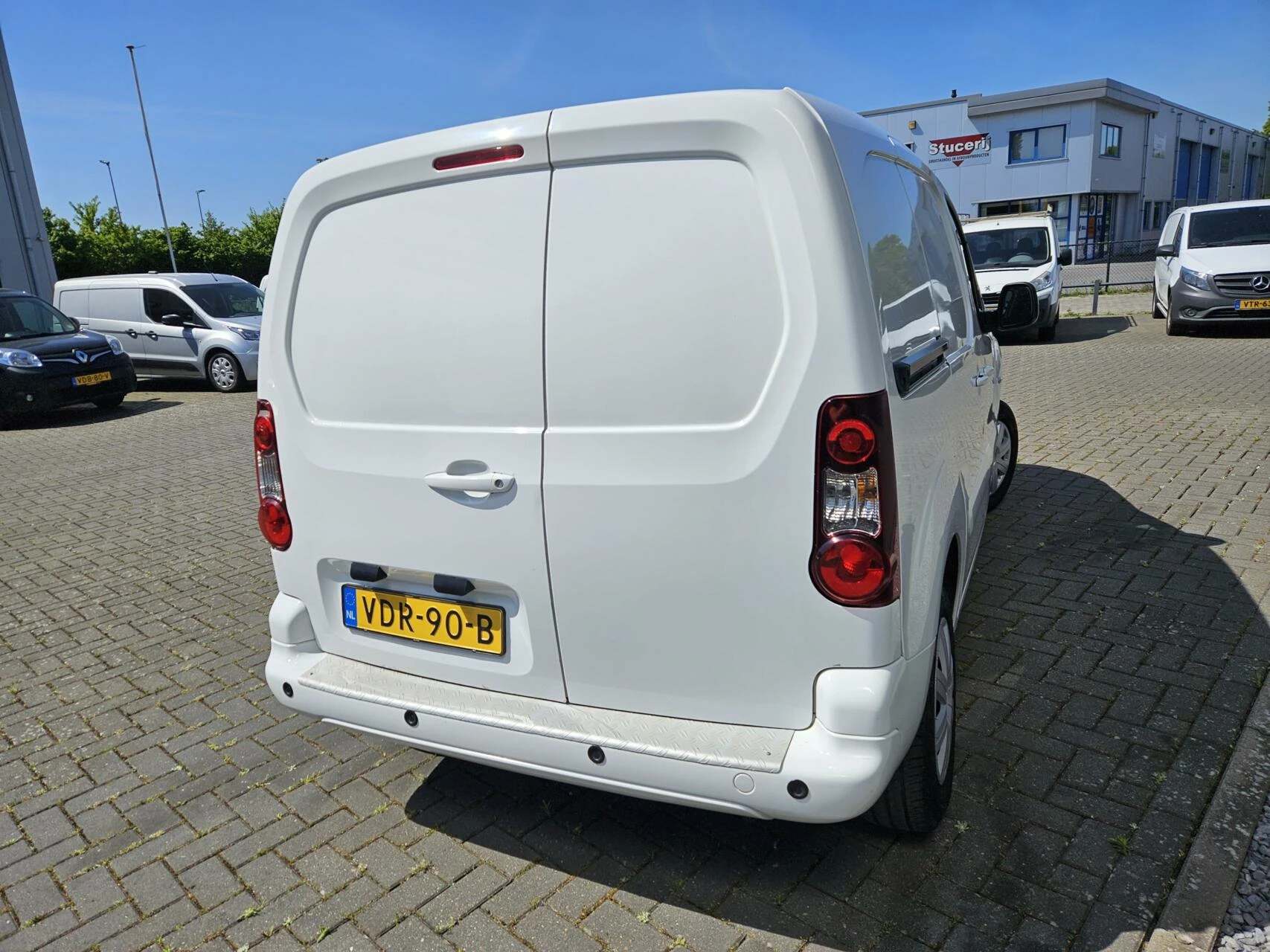 Hoofdafbeelding Peugeot Partner