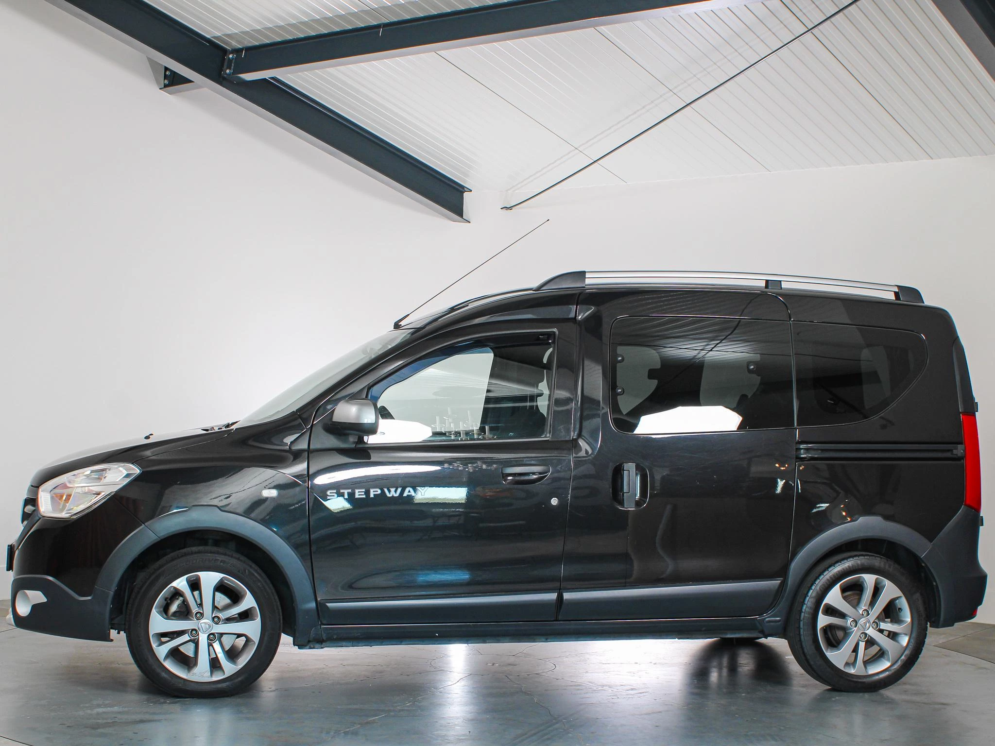Hoofdafbeelding Dacia Dokker