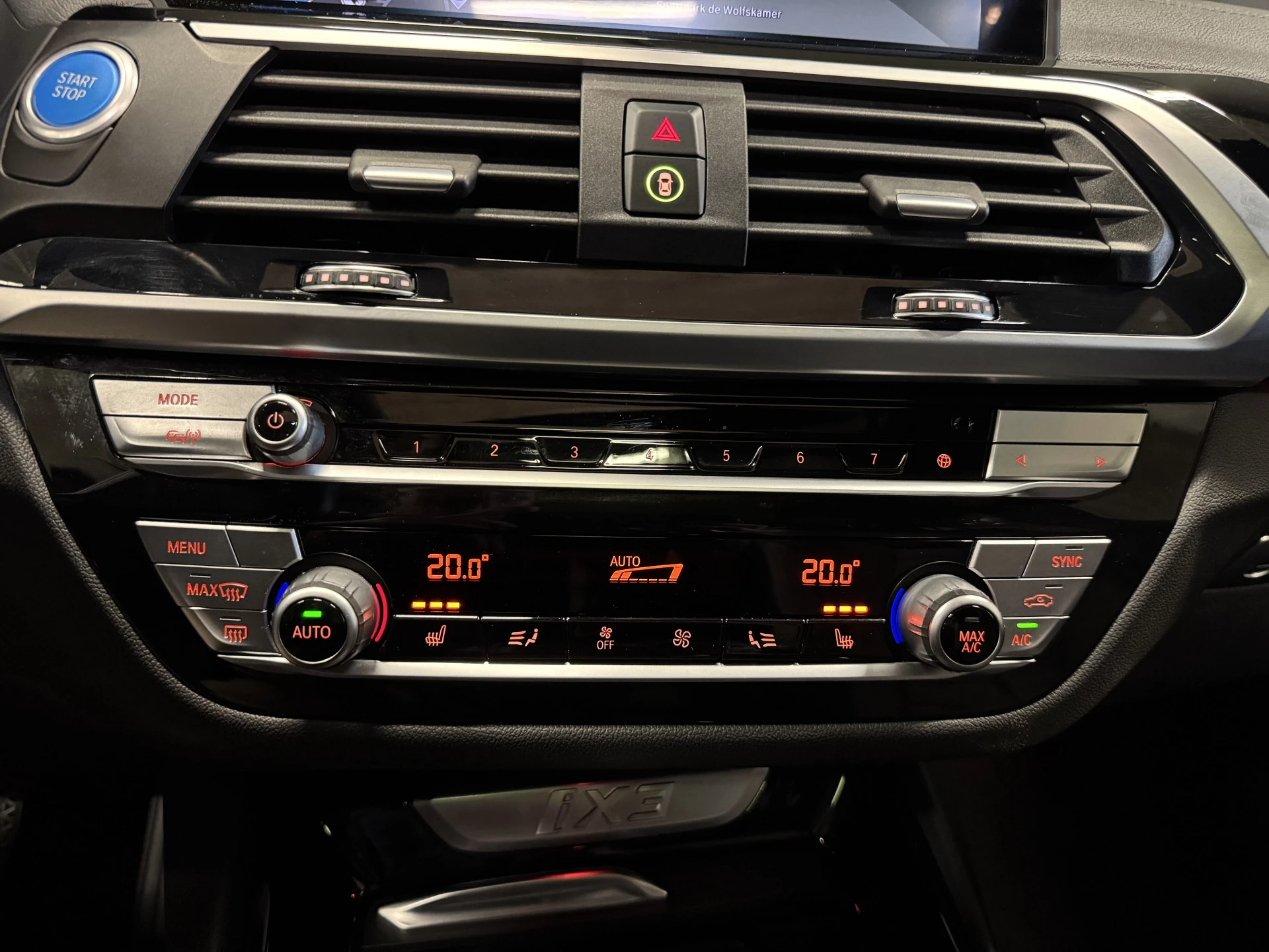 Hoofdafbeelding BMW iX3