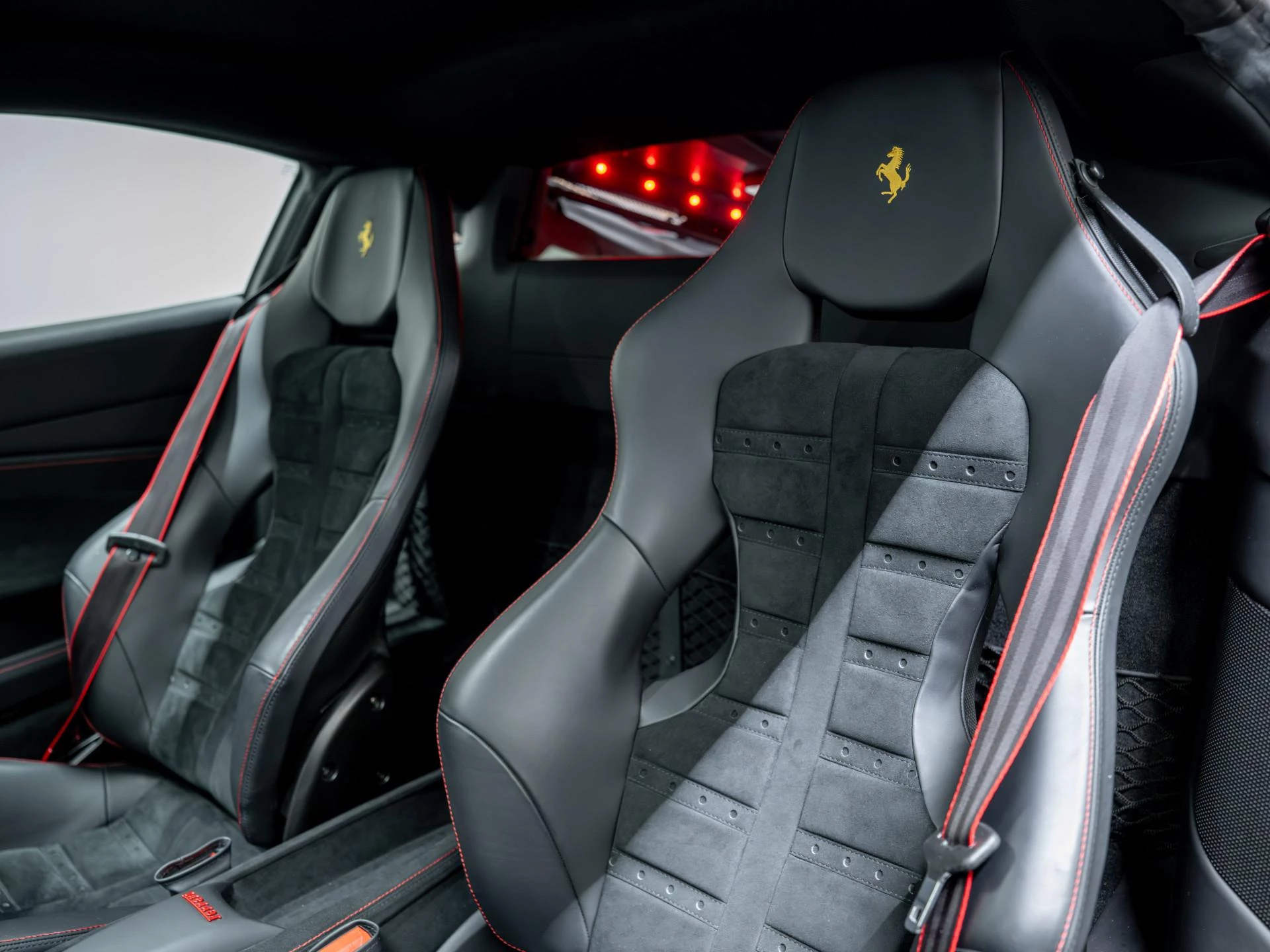 Hoofdafbeelding Ferrari F8 Tributo