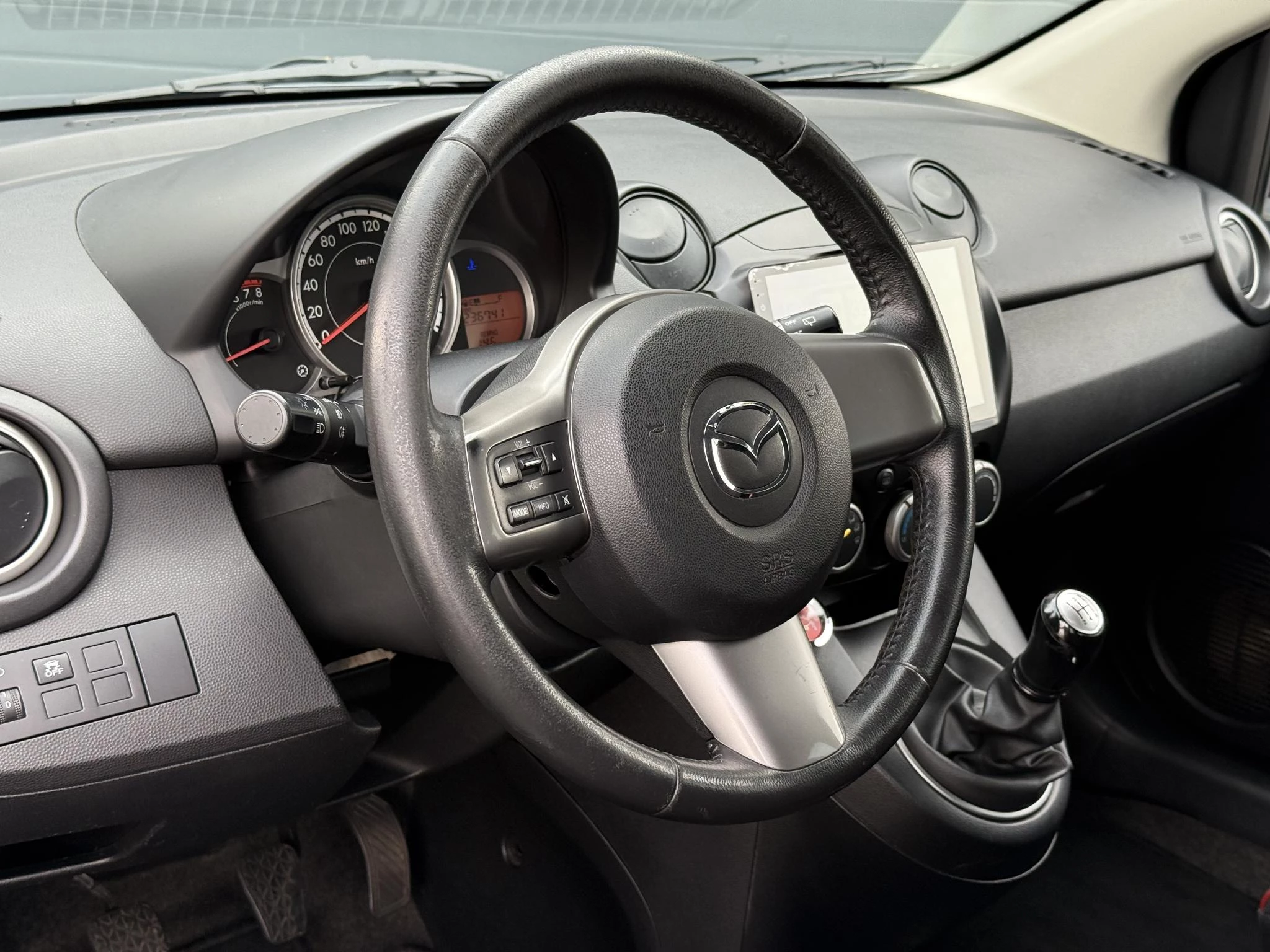 Hoofdafbeelding Mazda 2