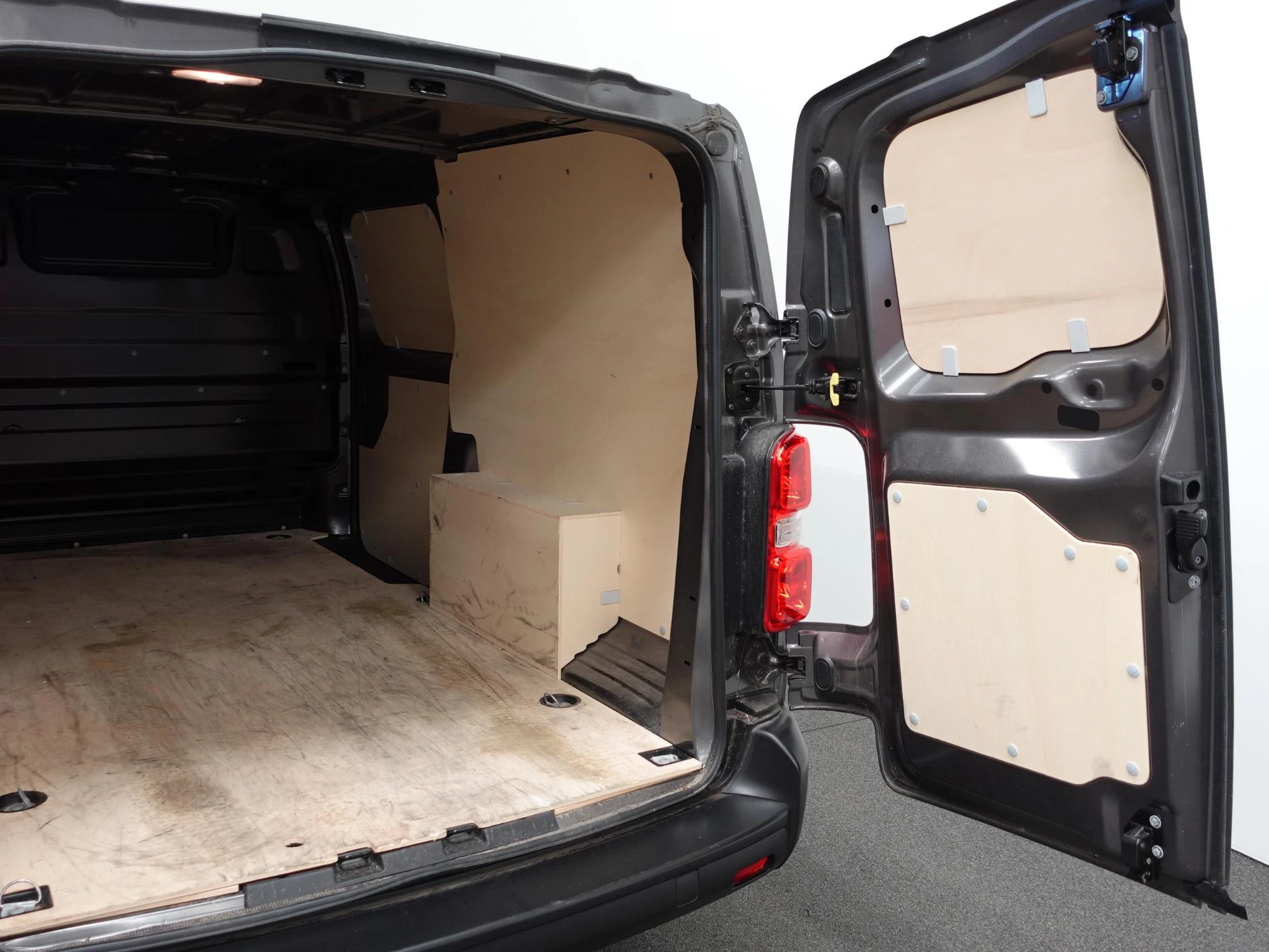 Hoofdafbeelding Opel Vivaro-e