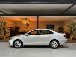 Volkswagen Jetta 1.4 TSI Hybrid Comfortline Garantie NAP Navi Cruise Clima PDC Rijklaar