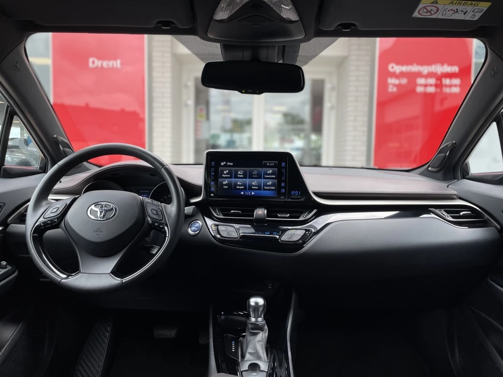 Hoofdafbeelding Toyota C-HR