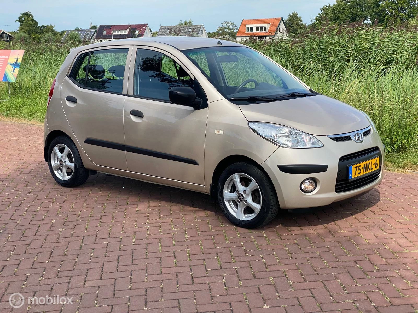 Hoofdafbeelding Hyundai i10