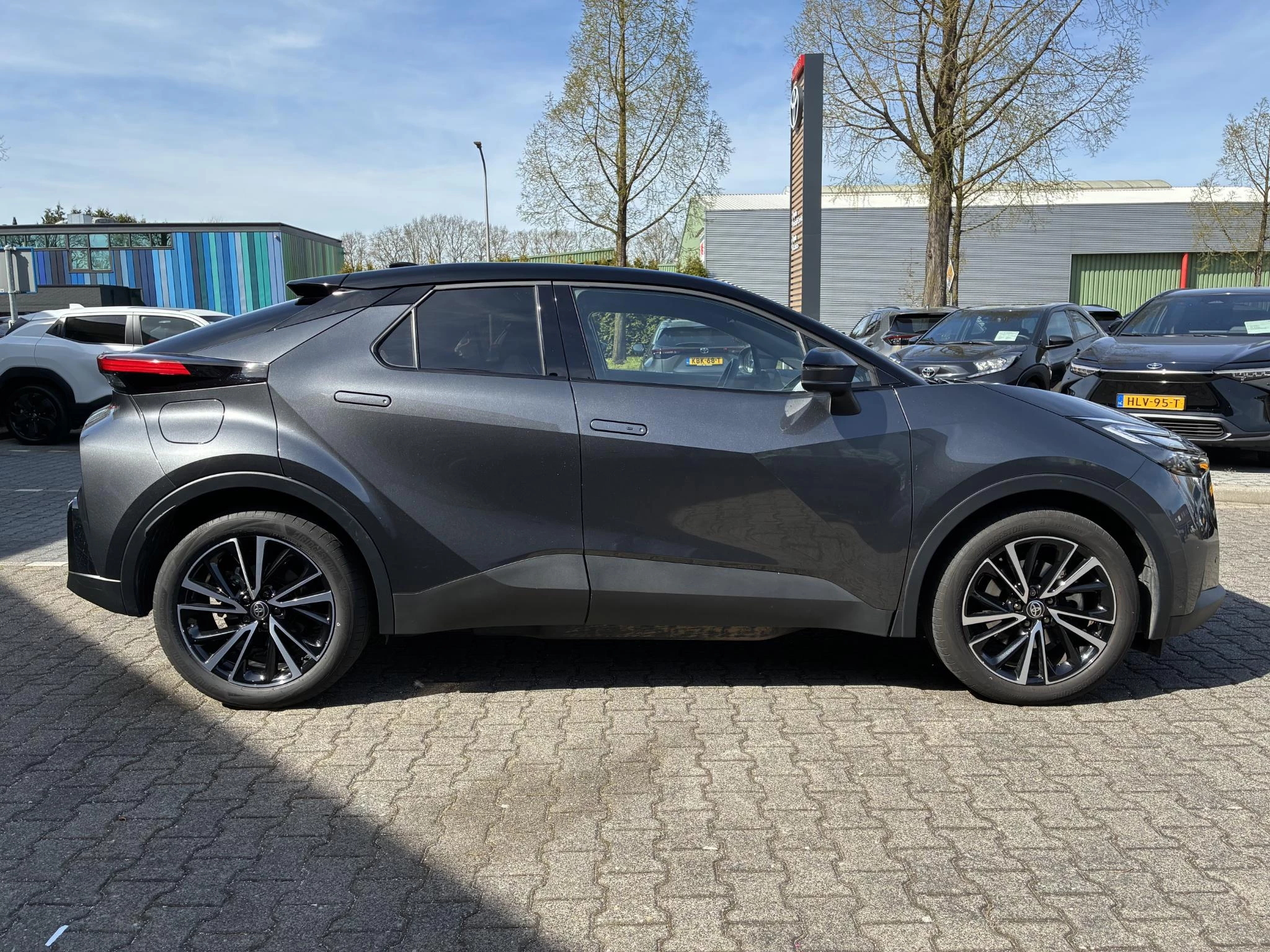 Hoofdafbeelding Toyota C-HR