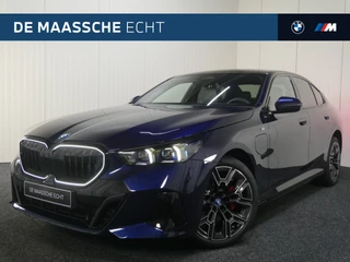 BMW 5 Serie 530e M Sport Automaat / Panoramadak / Trekhaak / Bowers & Wilkins / Stoelventilatie / Adaptieve LED / Comfort Access / Parking Assistant Plus