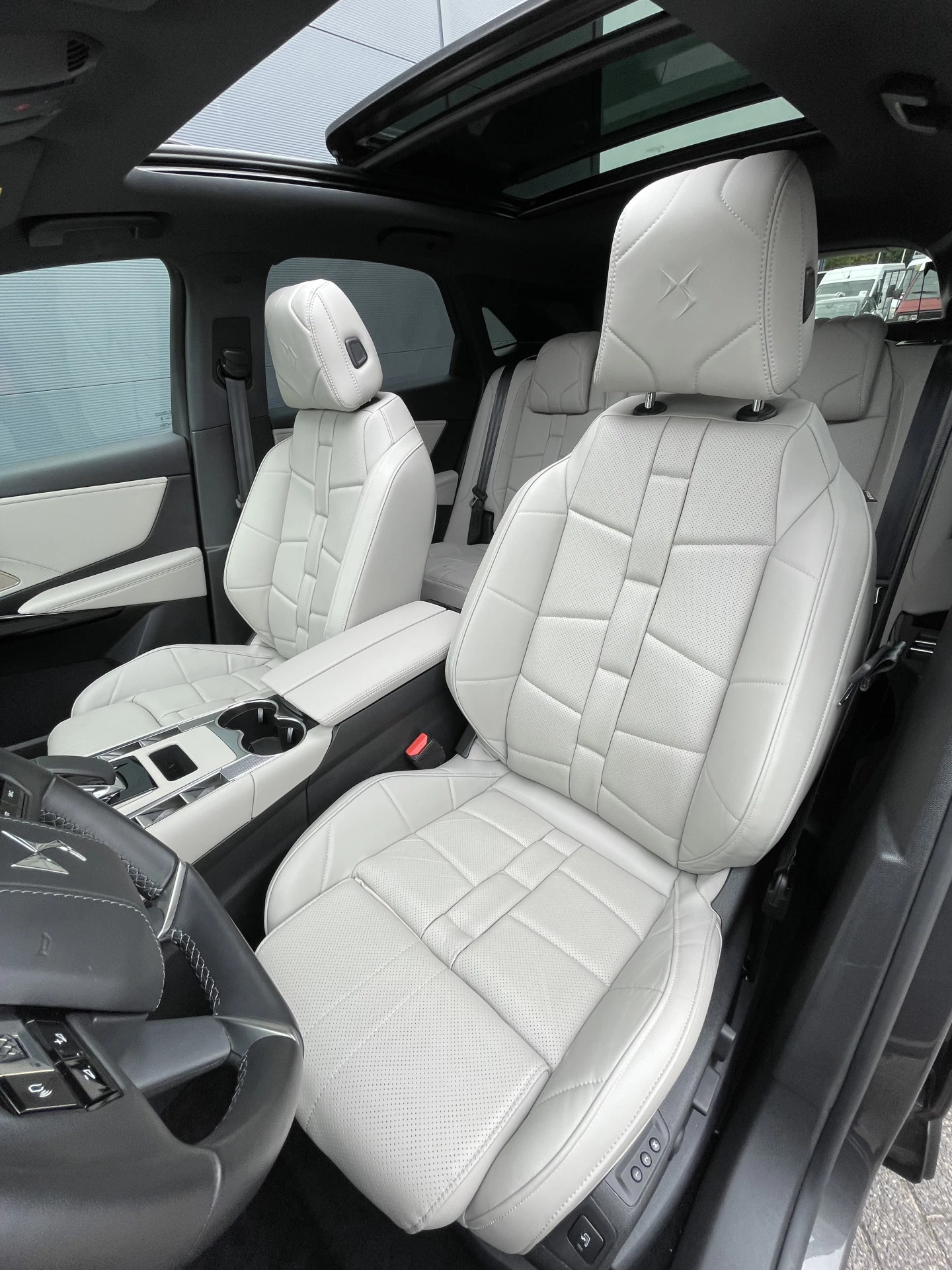 Hoofdafbeelding DS DS 7