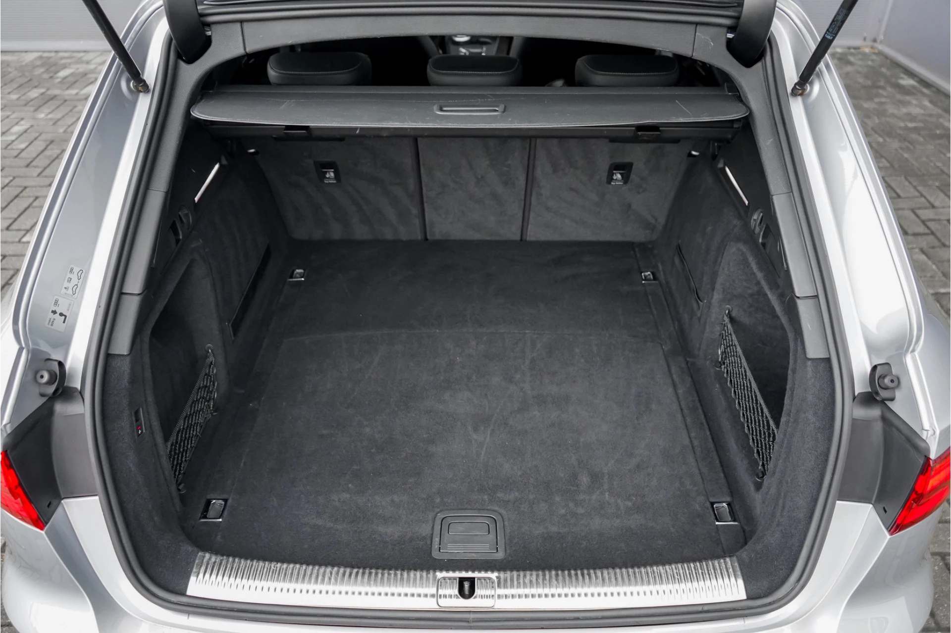 Hoofdafbeelding Audi S4