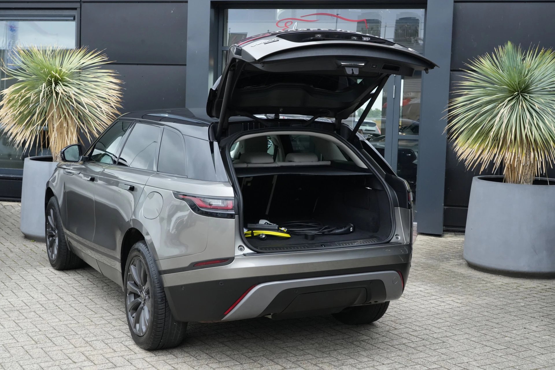 Hoofdafbeelding Land Rover Range Rover Velar