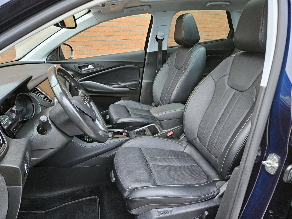 Hoofdafbeelding Opel Grandland X