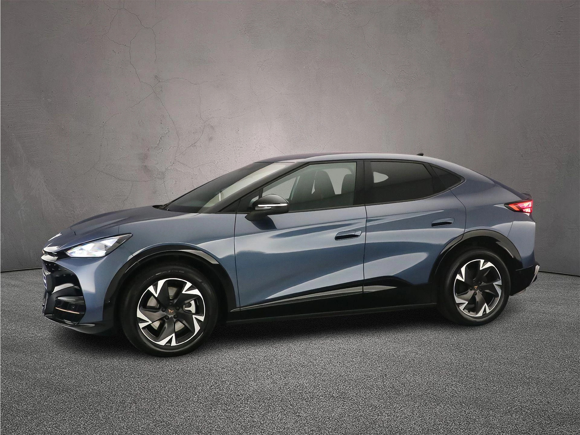 Hoofdafbeelding CUPRA Tavascan