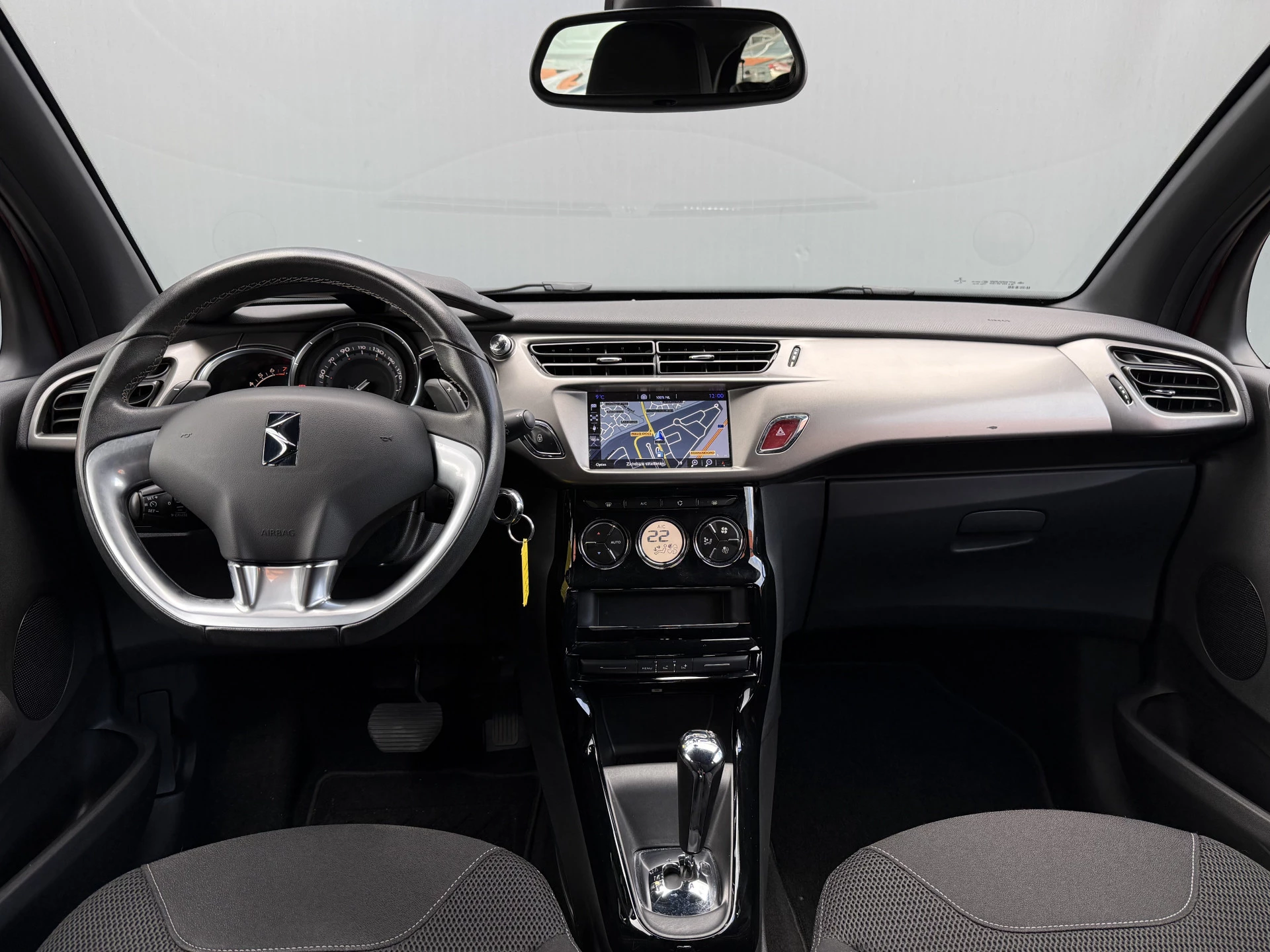 Hoofdafbeelding DS DS 3