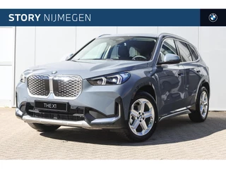 BMW iX1 eDrive20 xLine / Adaptieve LED / Achteruitrijcamera / Comfort Access / Stoelverwarming / Parking Assistant