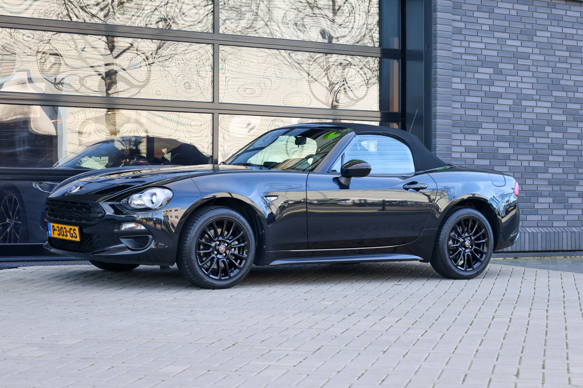 Hoofdafbeelding Fiat 124 Spider
