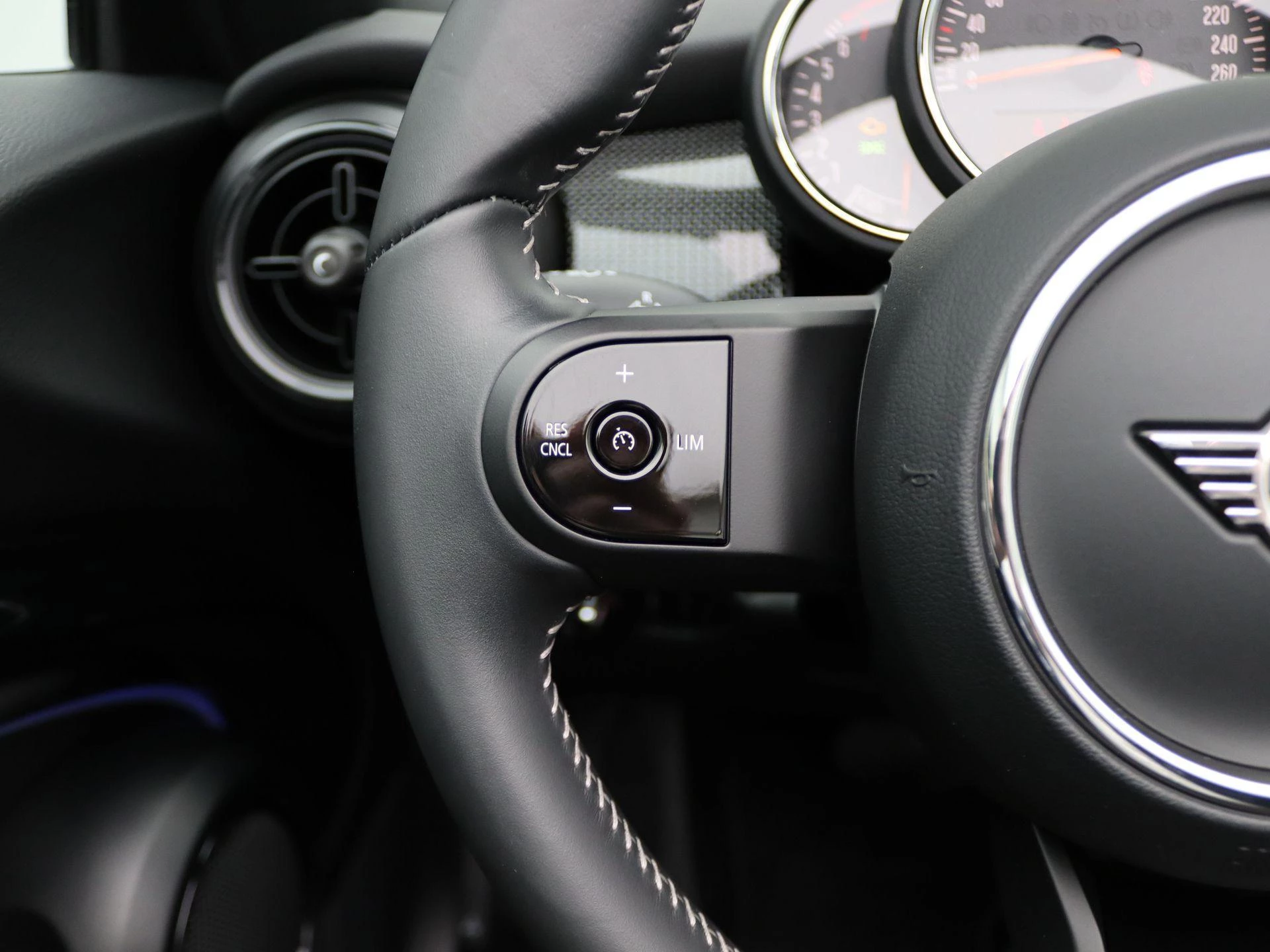 Hoofdafbeelding MINI Cooper Cabrio