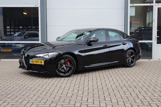 Alfa Romeo Giulia 2.0T SUPER AUT/Orig.NL/SportStoelen/Leer/Keyless/19