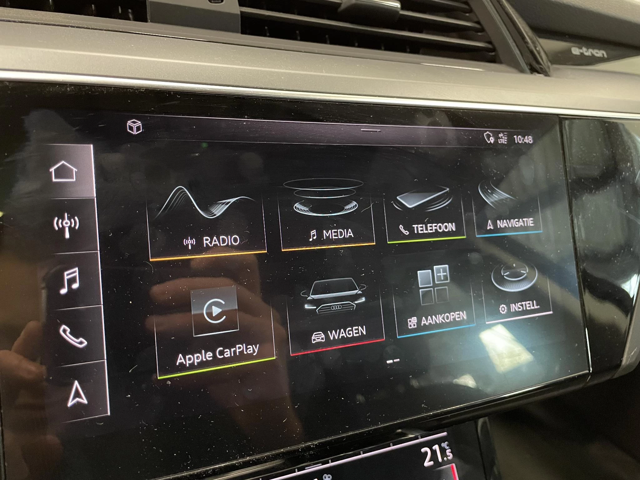 Hoofdafbeelding Audi e-tron