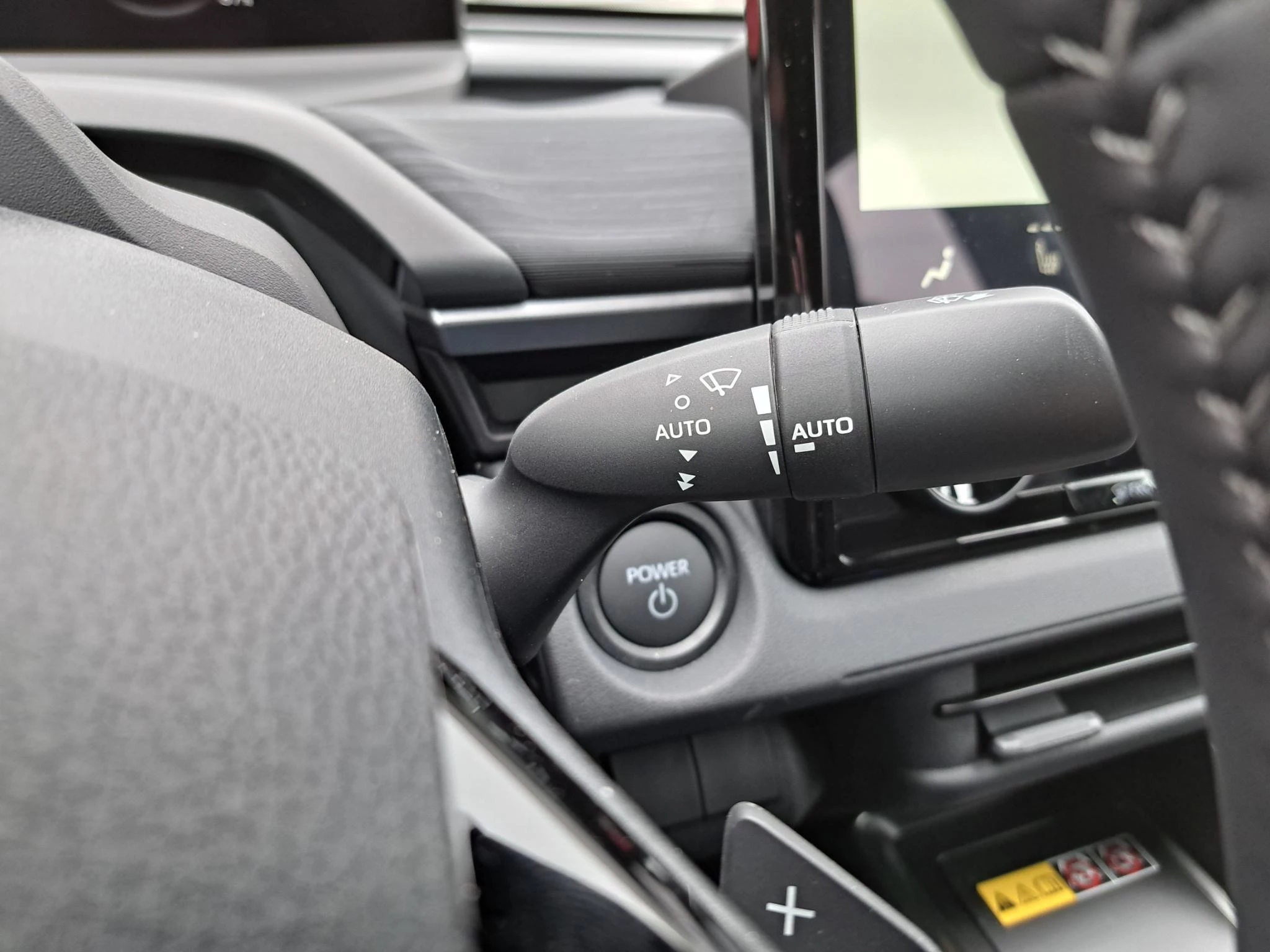 Hoofdafbeelding Toyota C-HR+