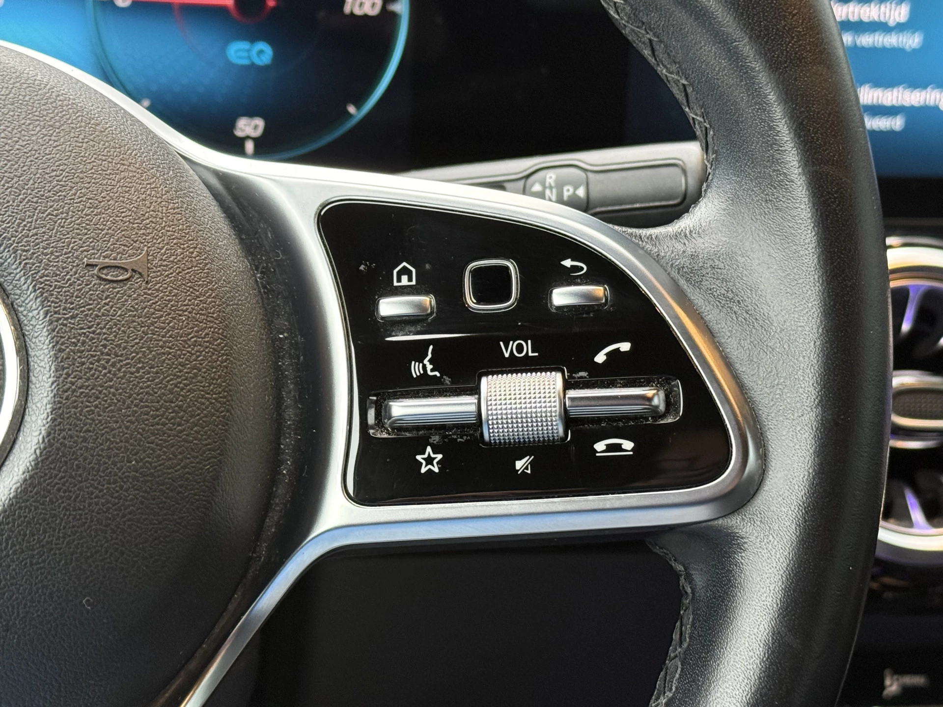 Hoofdafbeelding Mercedes-Benz EQA