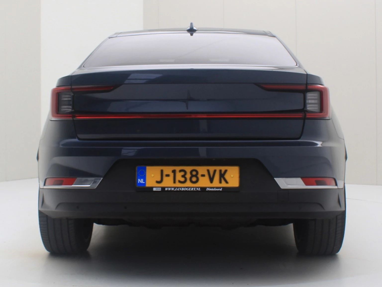 Hoofdafbeelding Polestar 2