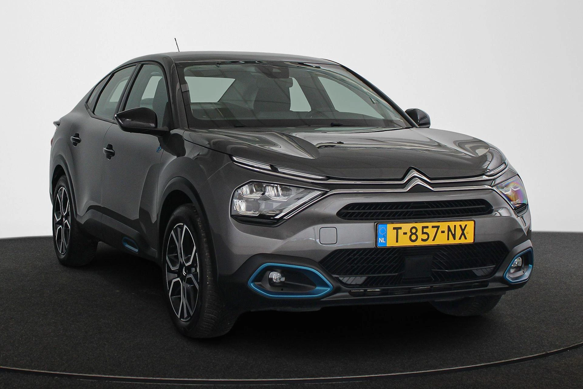 Hoofdafbeelding Citroën ë-C4 X