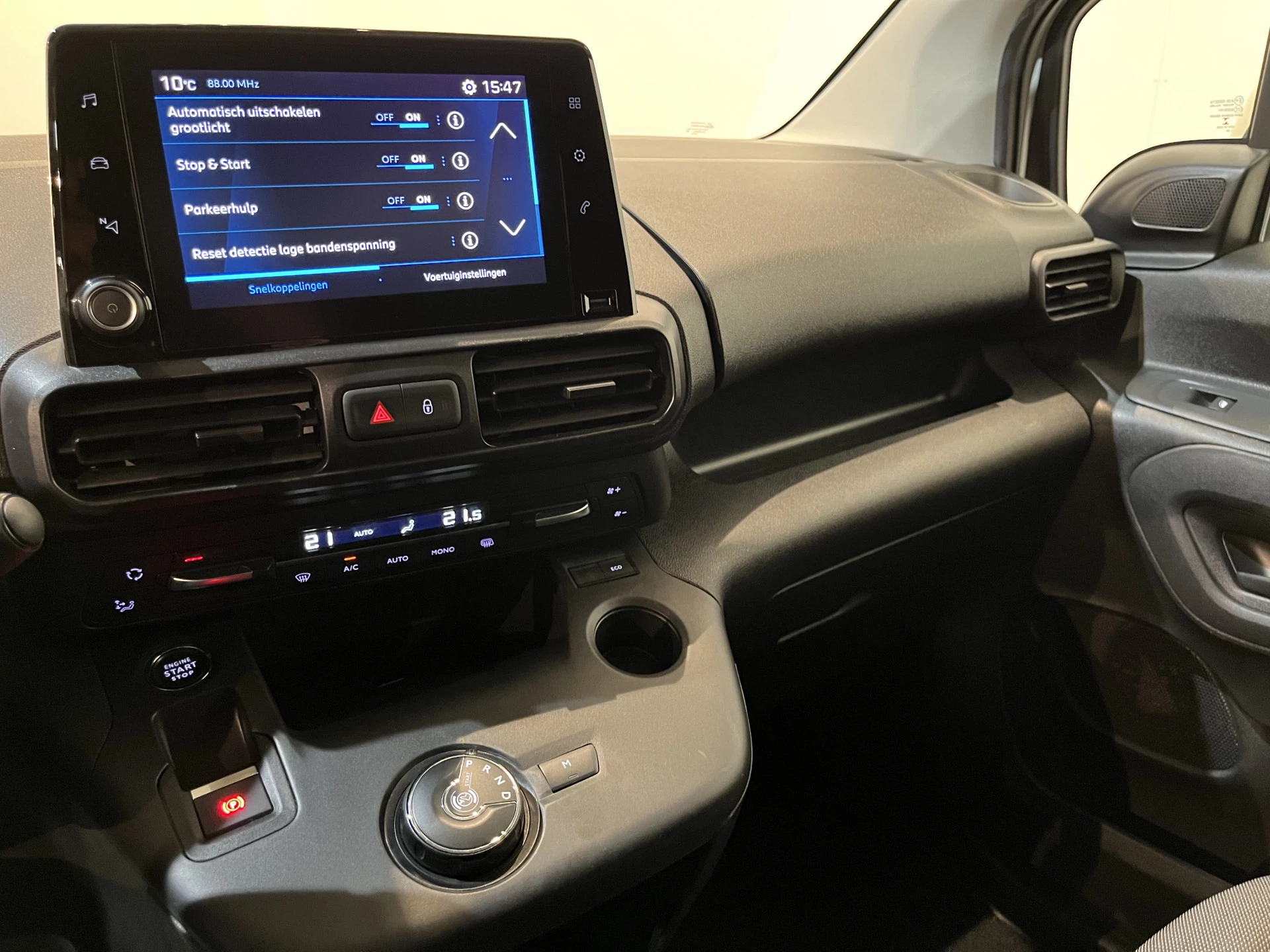 Hoofdafbeelding Peugeot Partner