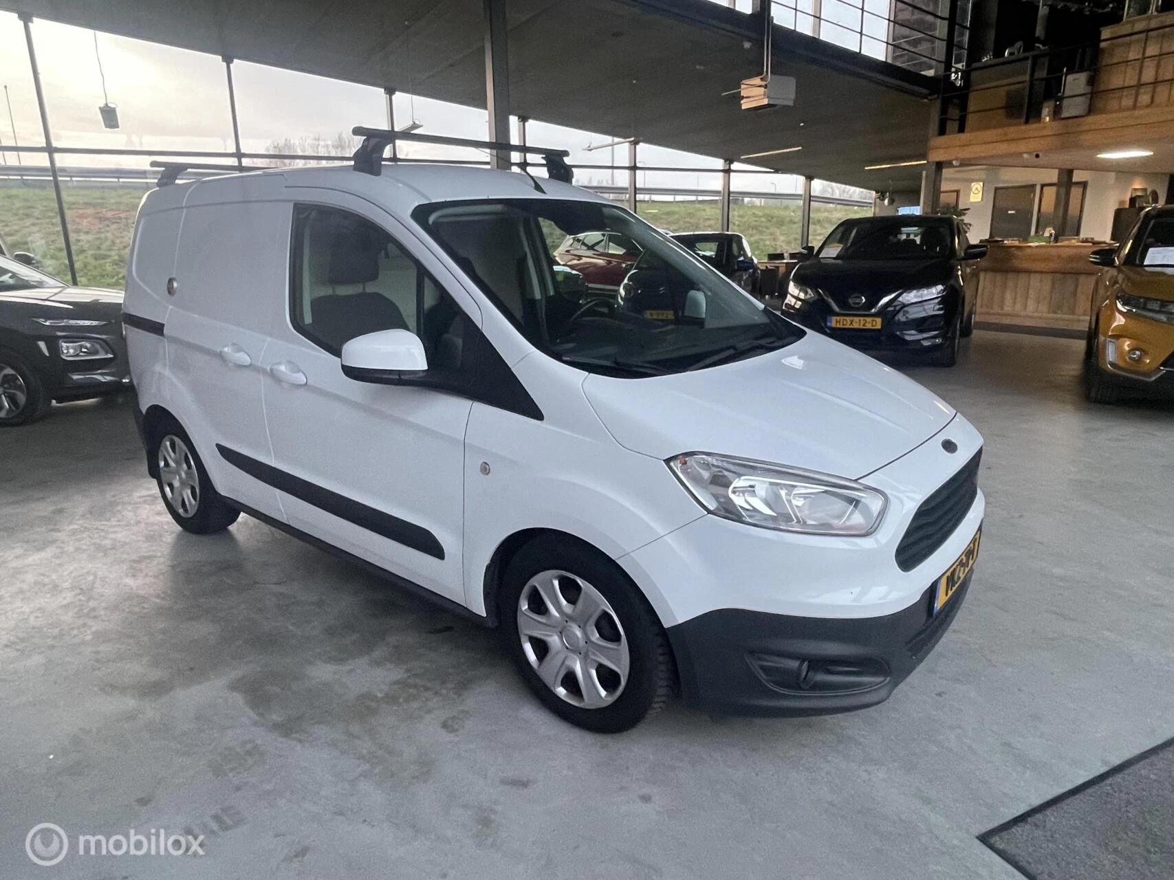 Hoofdafbeelding Ford Transit Courier