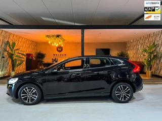 Volvo V40 2.0 T2 Momentum Garantie Camera StoelVW Cruise Clima Navi Bluetooth Led Rijklaar