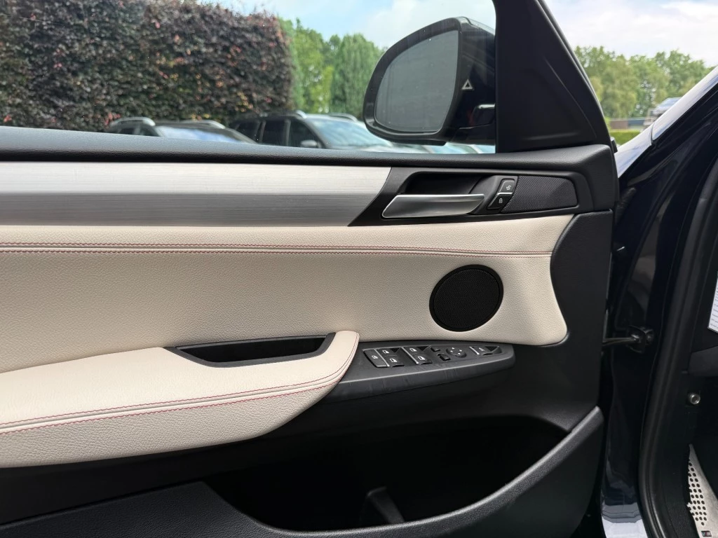 Hoofdafbeelding BMW X4