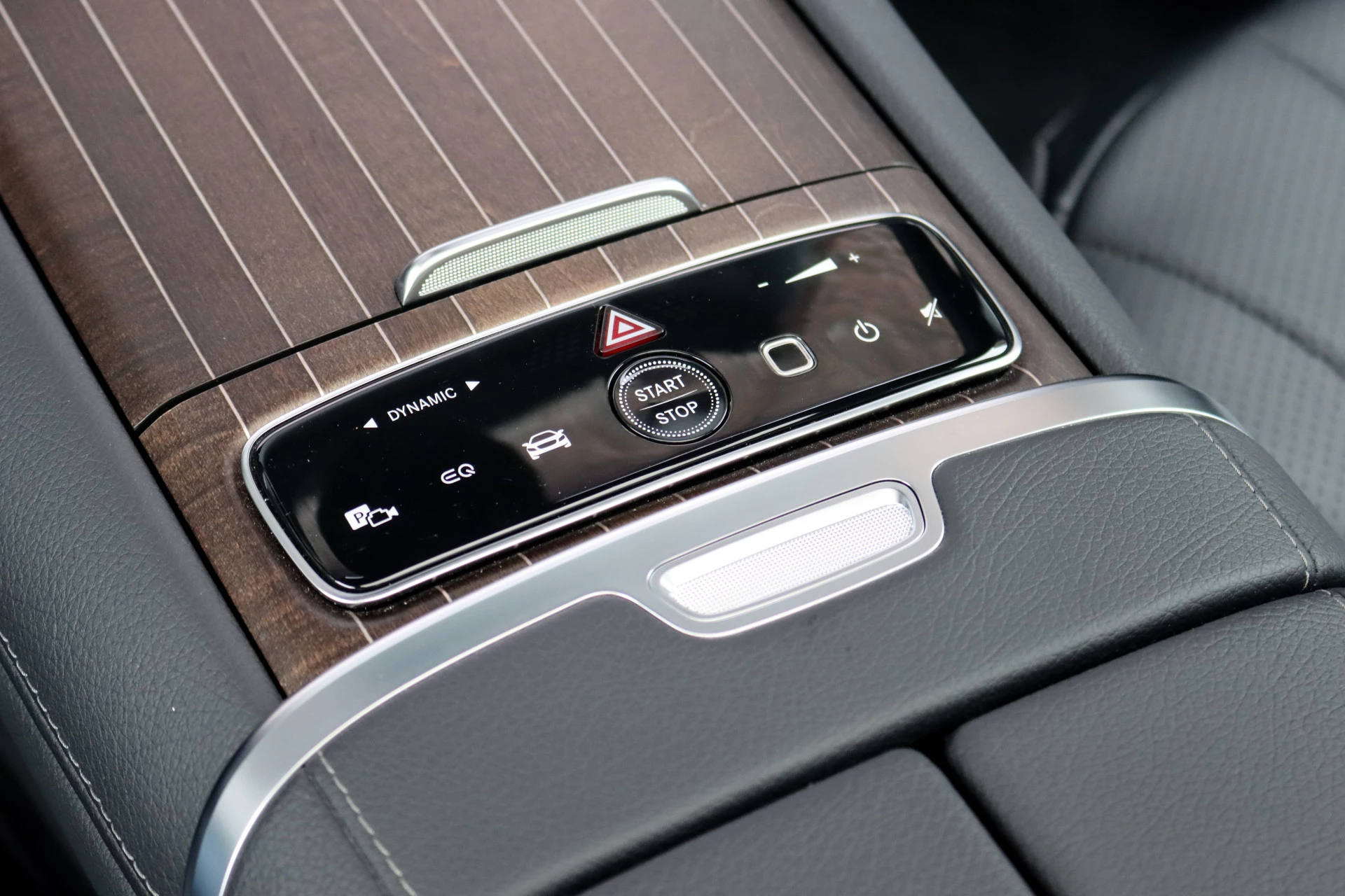Hoofdafbeelding Mercedes-Benz EQE