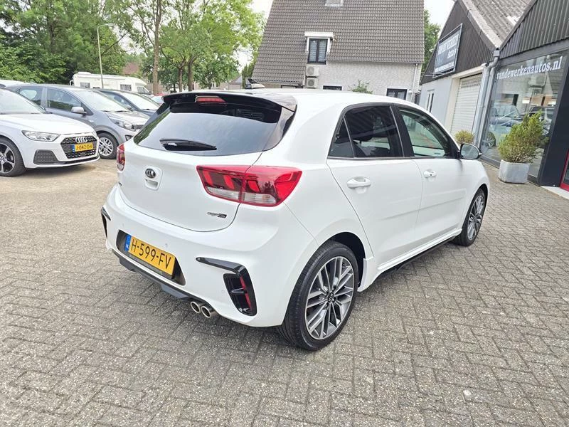 Hoofdafbeelding Kia Rio