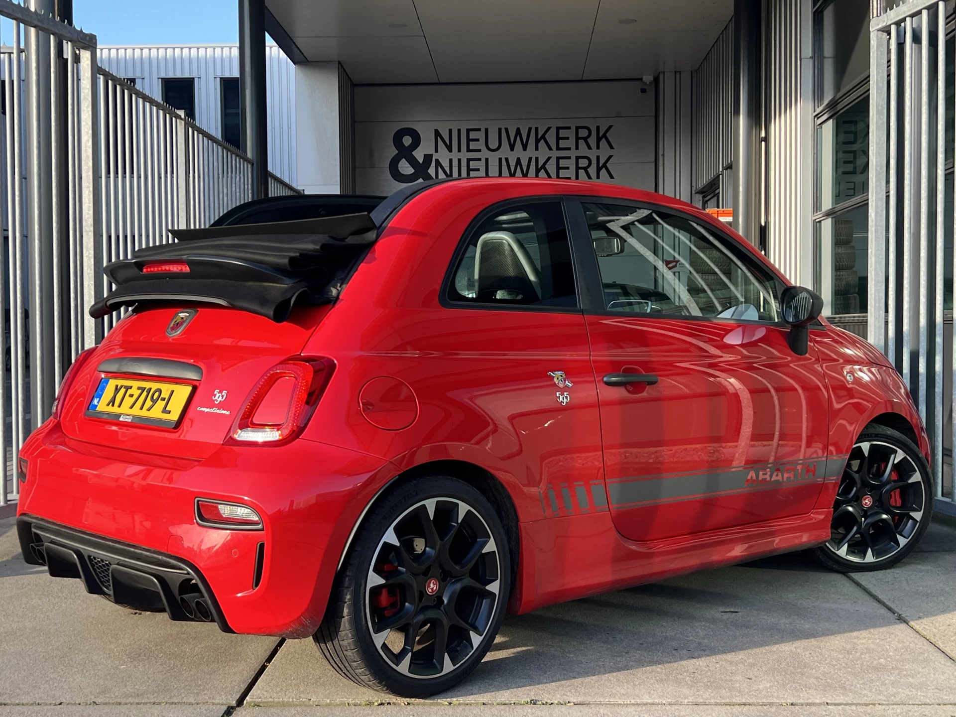 Hoofdafbeelding Fiat 500C