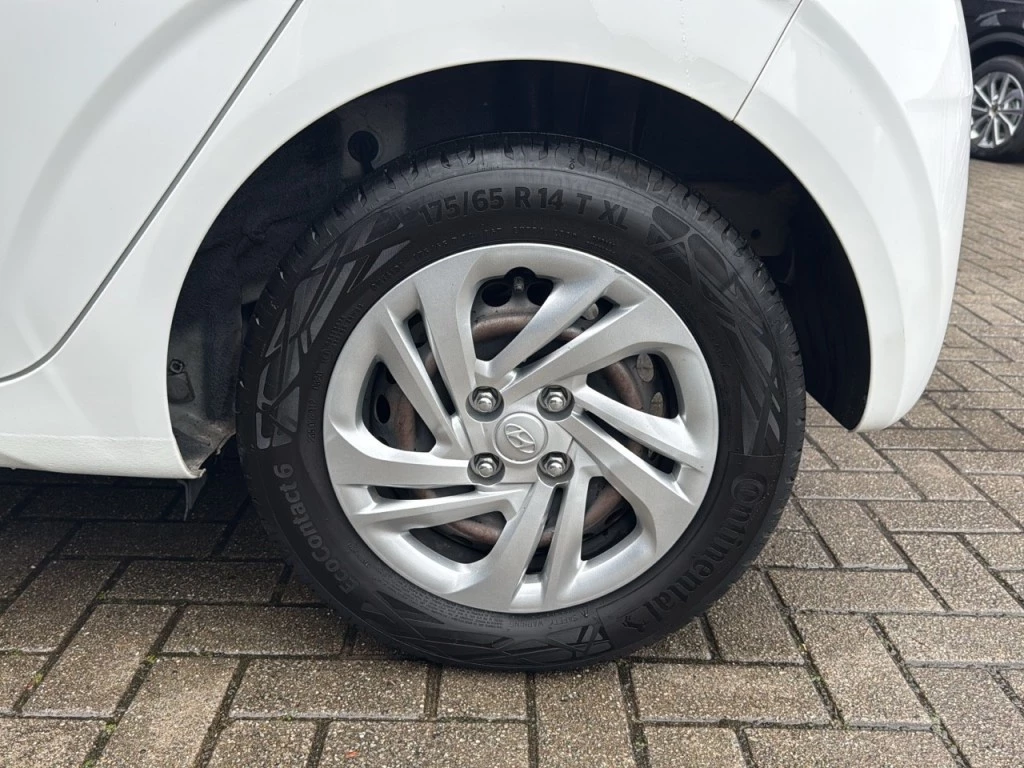 Hoofdafbeelding Hyundai i10