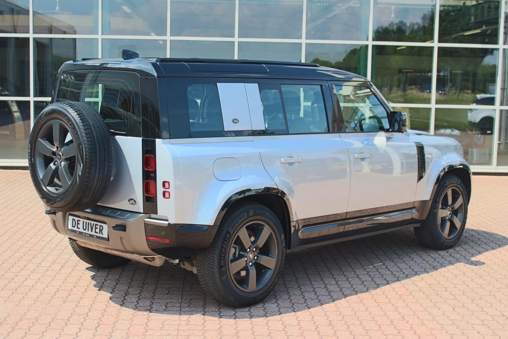 Hoofdafbeelding Land Rover Defender