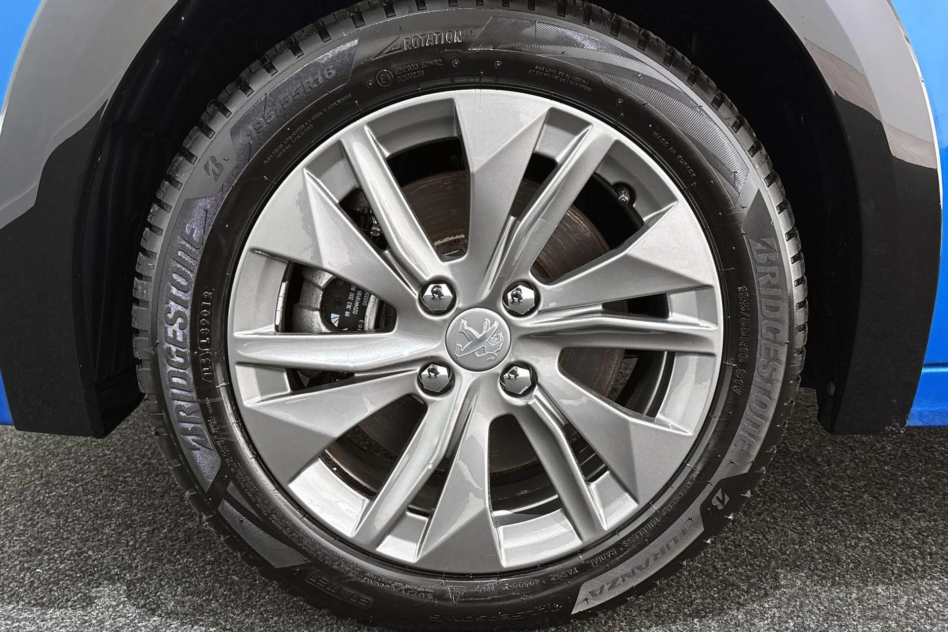 Hoofdafbeelding Peugeot e-208