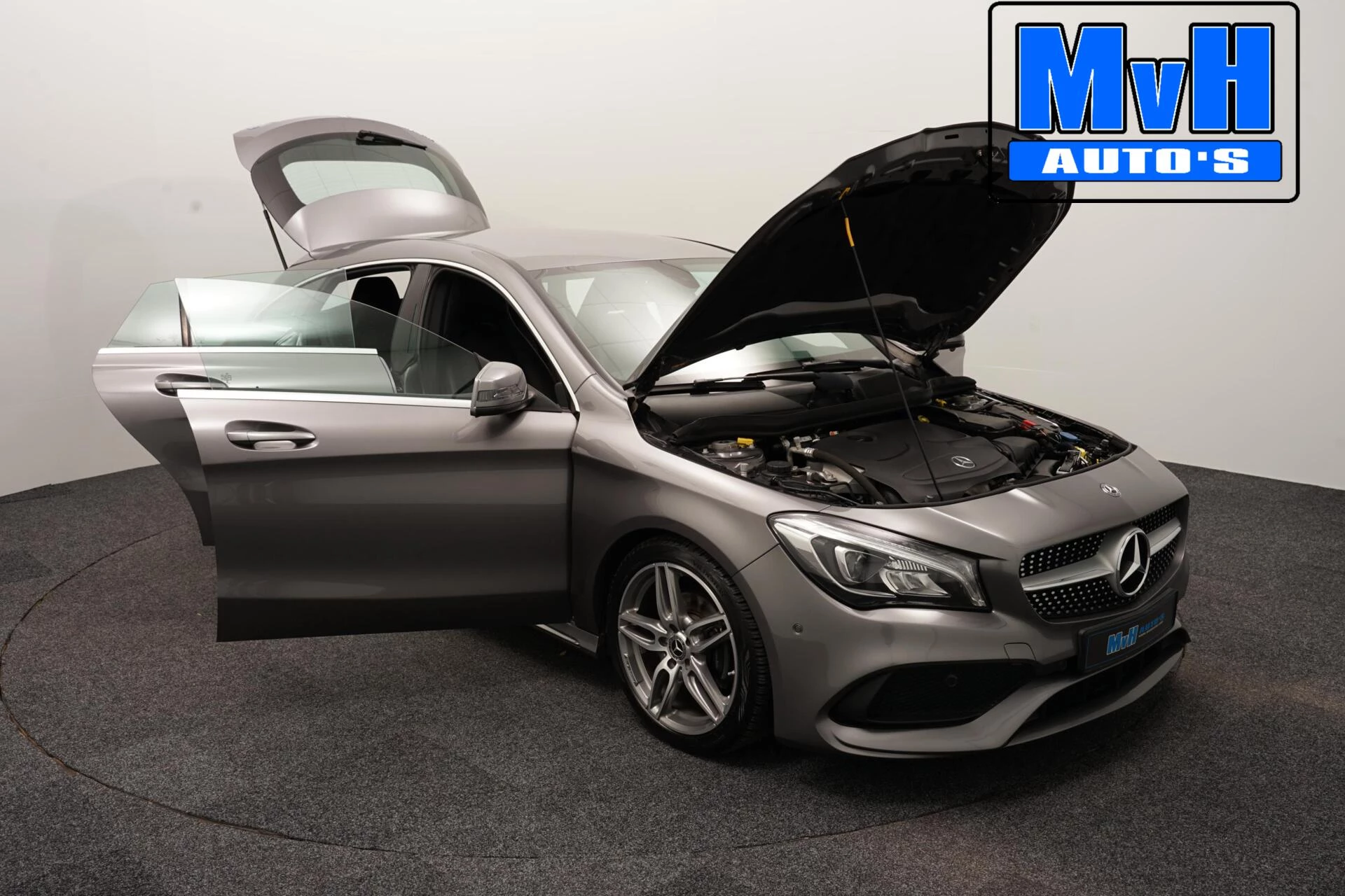 Hoofdafbeelding Mercedes-Benz CLA