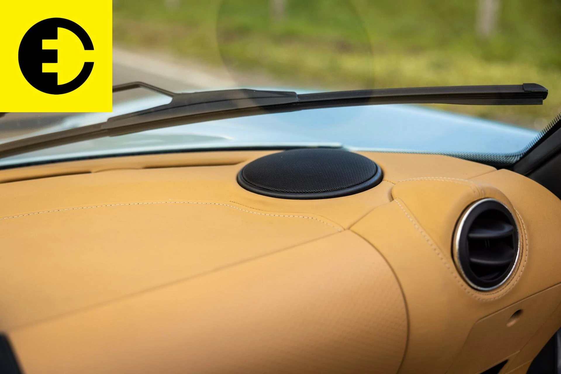 Hoofdafbeelding Tesla Roadster