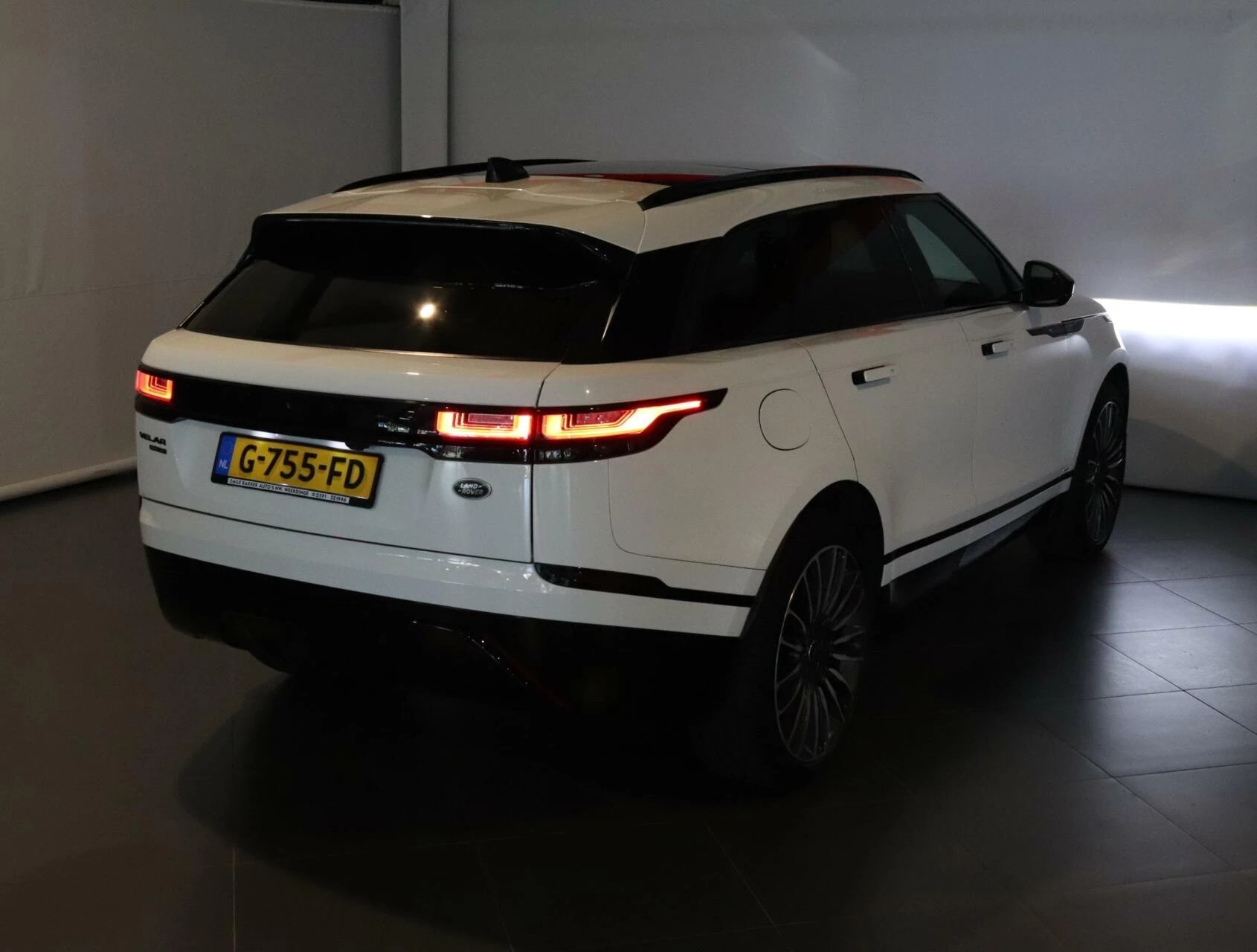 Hoofdafbeelding Land Rover Range Rover Velar