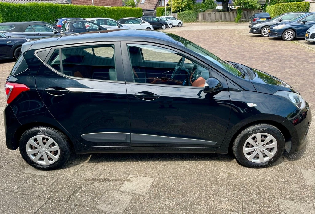 Hoofdafbeelding Hyundai i10