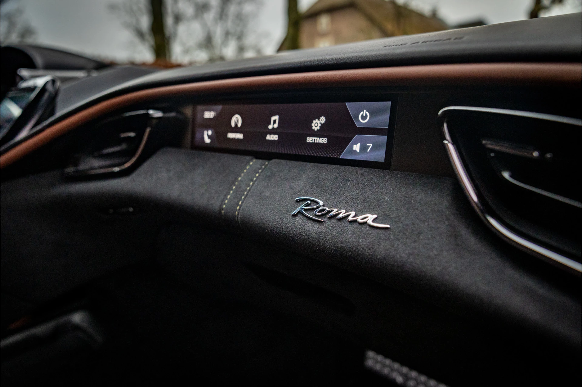 Hoofdafbeelding Ferrari Roma