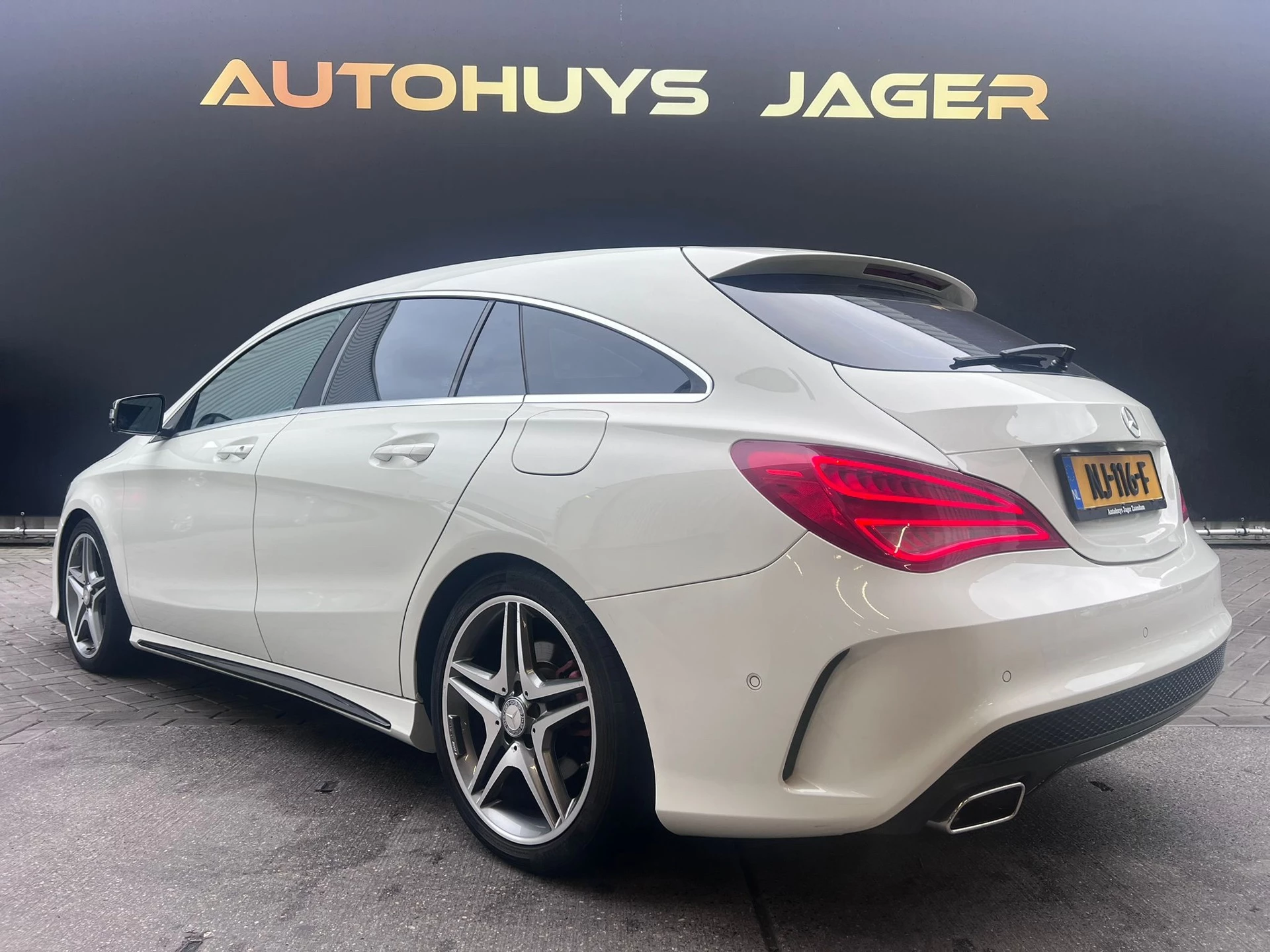 Hoofdafbeelding Mercedes-Benz CLA