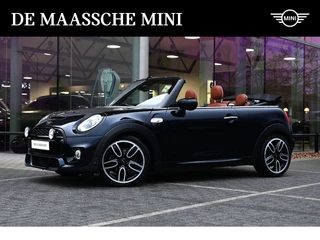 MINI Cooper S Cabrio JCW Automaat / Achteruitrijcamera / Comfort Access / LED / Harman-Kardon / Park Assistant / Stoelverwarming