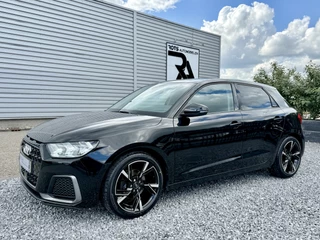 Hoofdafbeelding Audi A1 Sportback Audi A1 Sportback 30 TFSI Proline S-Tronic Carplay|Cruis|PDC|LED Zwart